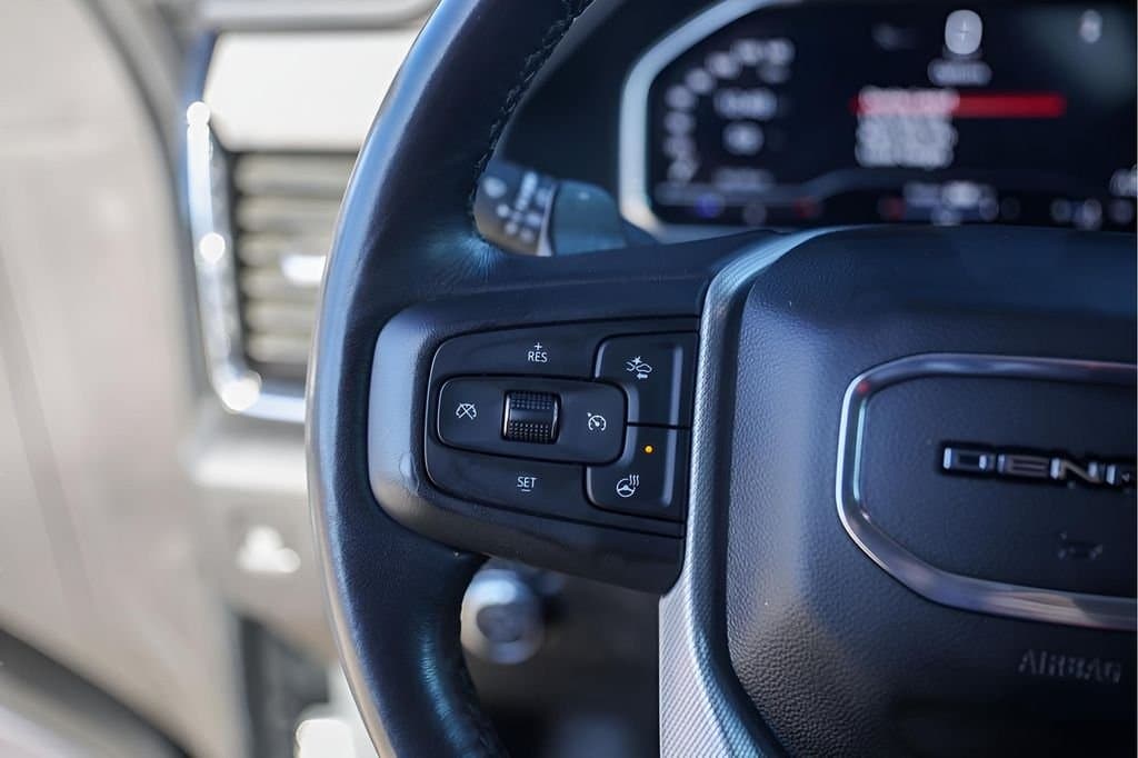 2023 GMC Sierra 1500 - Image 17