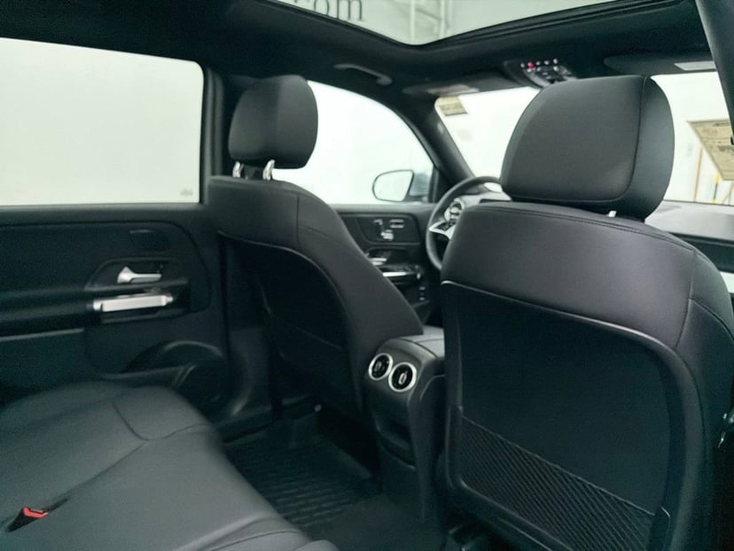 2026 Mercedes-Benz GLB - Image 60