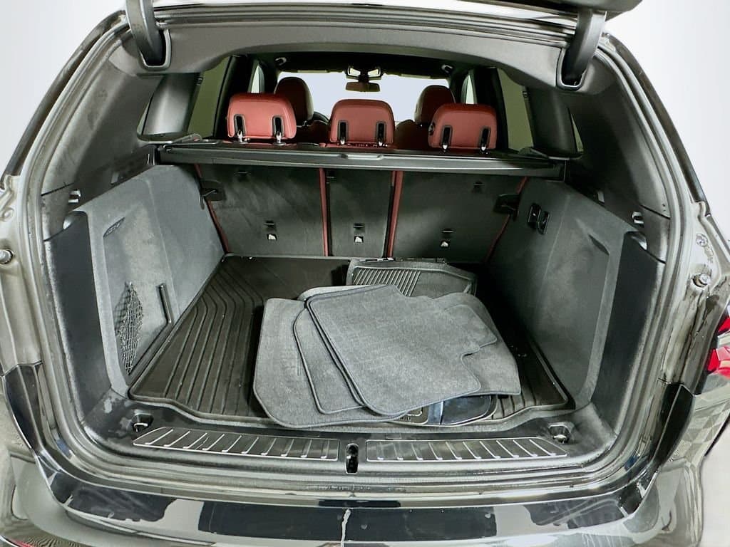 2024 BMW X3 - Image 27