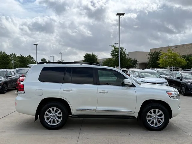 2021 Toyota Land Cruiser - Image 6
