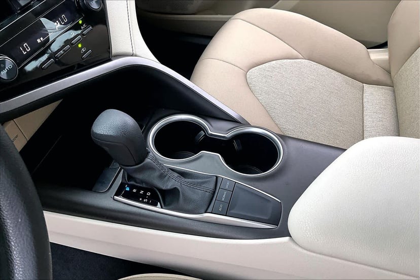 2024 Toyota Camry - Image 17