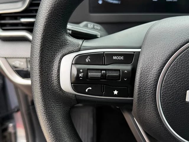 2025 Kia Sportage - Image 14