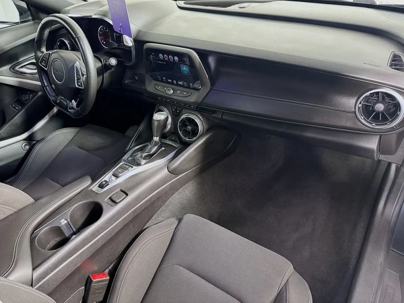 2018 Chevrolet Camaro - Image 34