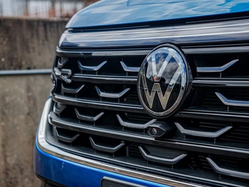 2024 Volkswagen Atlas Cross Sport - Image 4