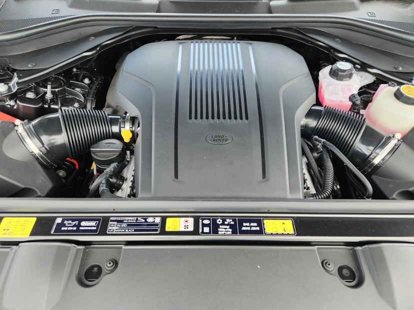 2026 LAND ROVER Range Rover - Image 31