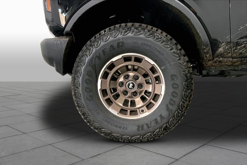 2026 Ford Bronco - Image 9