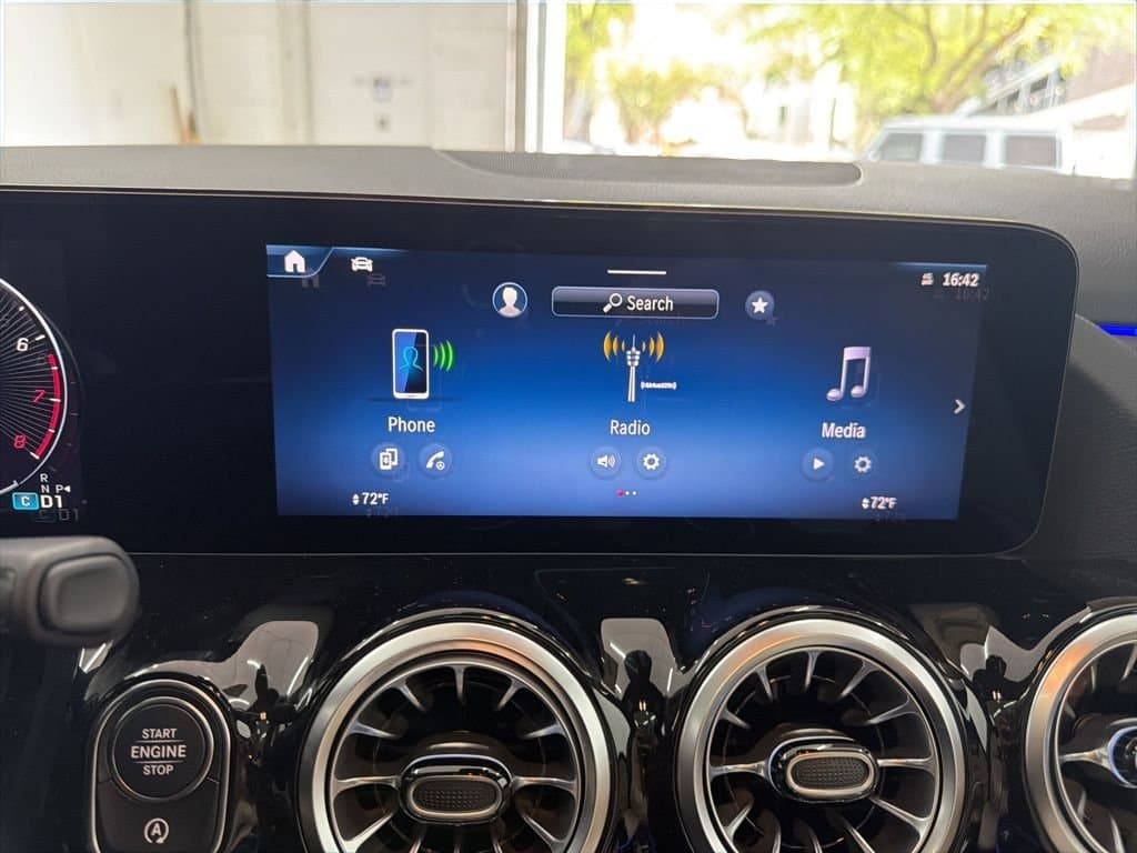 2026 MERCEDES-BENZ GLA - Image 34