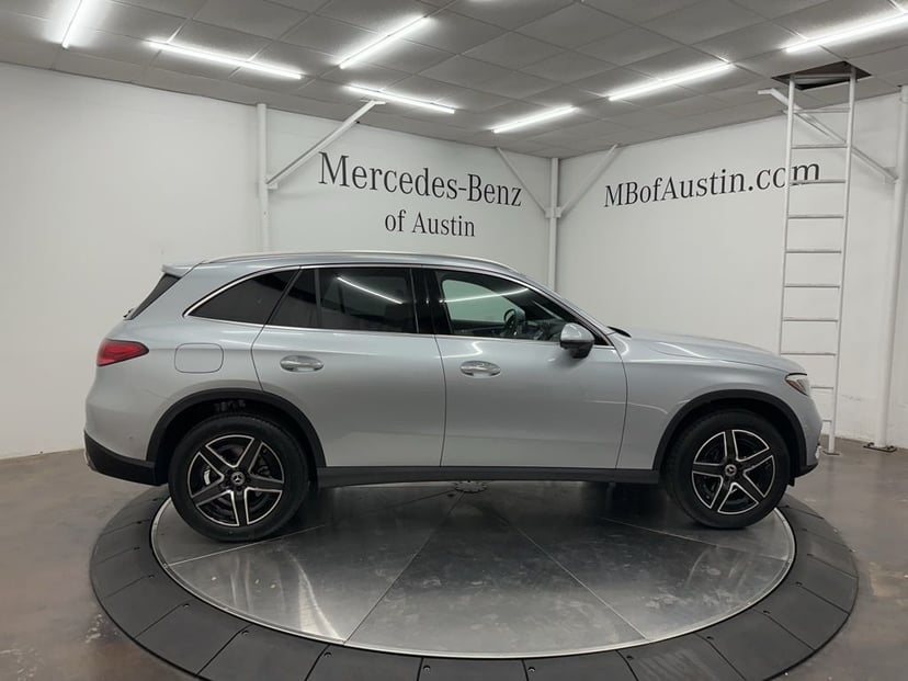 2026 Mercedes-Benz GLC - Image 8