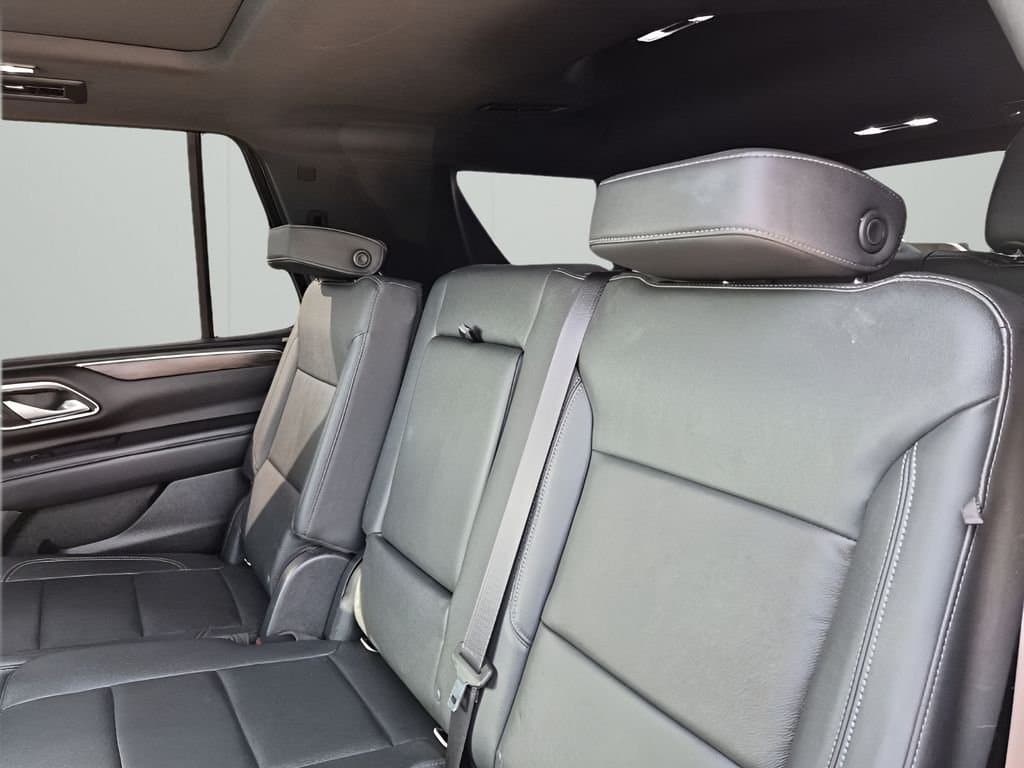 2022 Chevrolet Tahoe - Image 19
