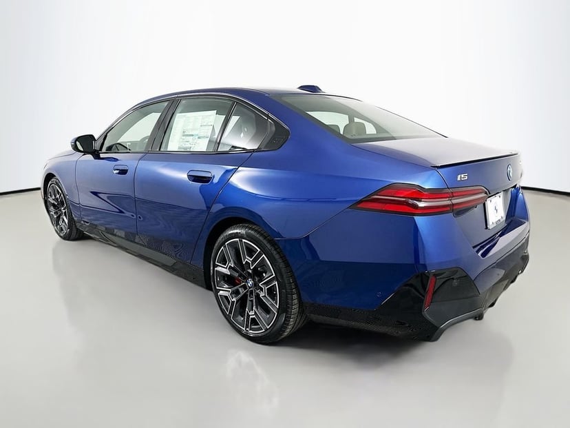2027 BMW i5 - Image 7