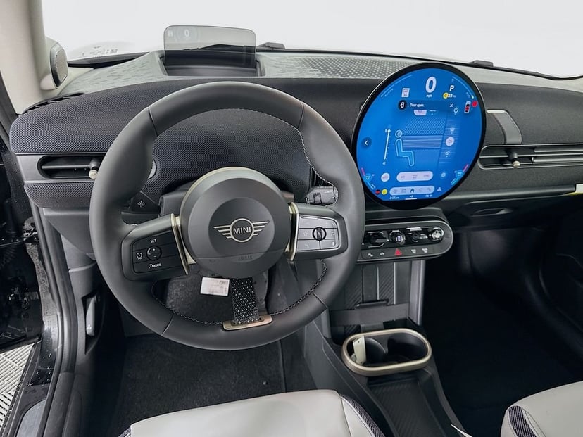 2025 MINI Cooper S - Image 18