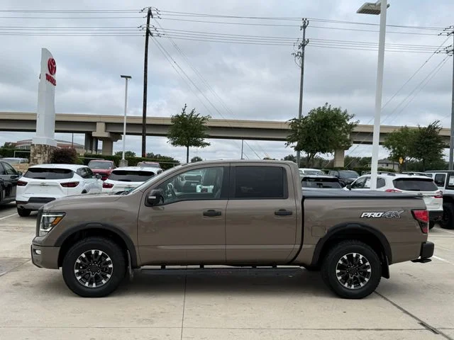 2021 Nissan Titan - Image 7