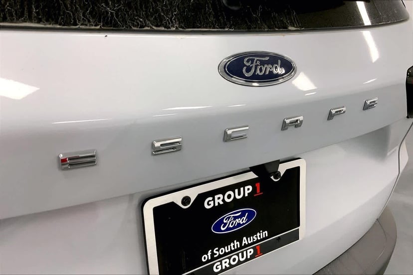 2026 Ford Escape - Image 10