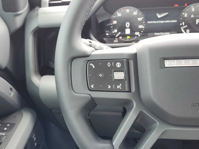 2026 LAND ROVER Defender 130 - Image 27