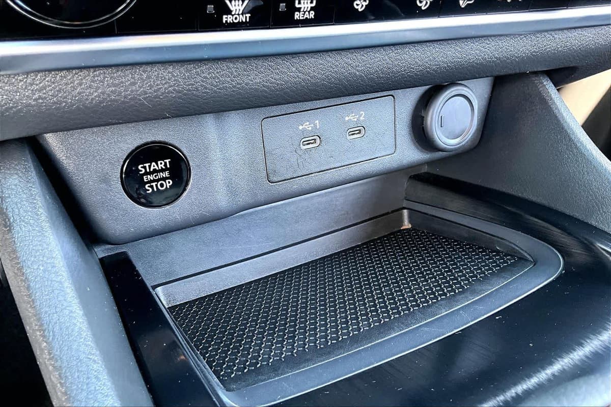 2025 Nissan Rogue - Image 34