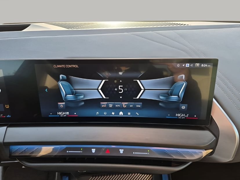 2025 BMW X3 - Image 38