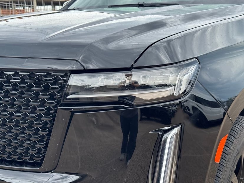 2024 Cadillac Escalade - Image 4