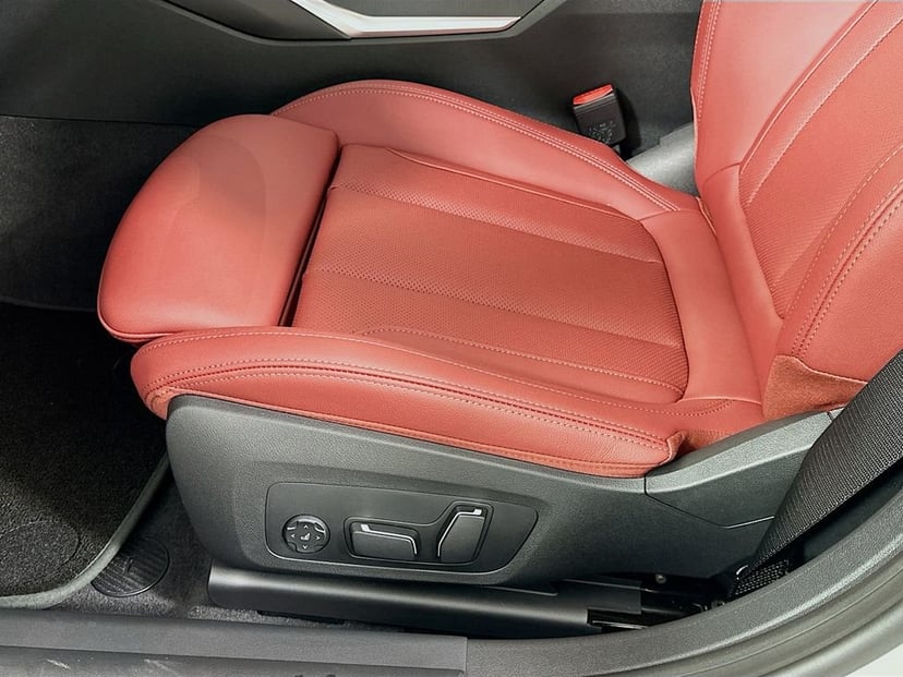 2026 BMW i4 - Image 21