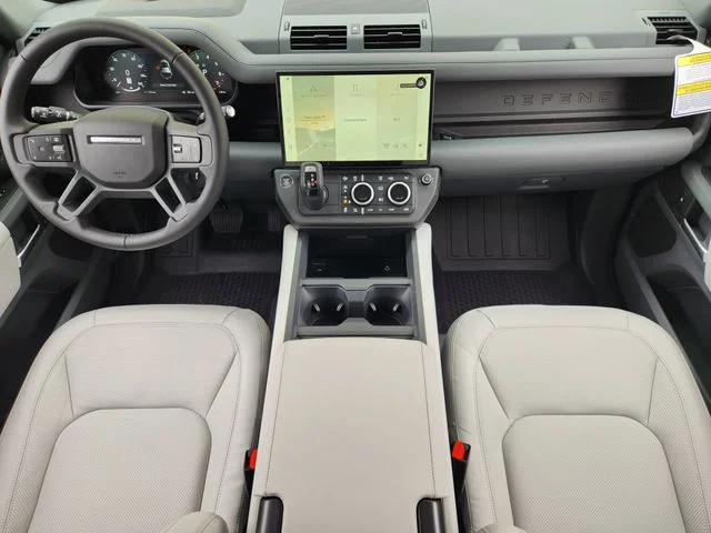 2026 Land Rover Defender 110 - Image 19