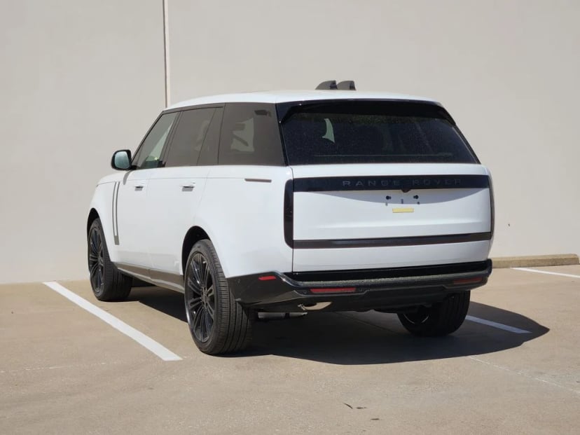 2026 Land Rover Range Rover - Image 3