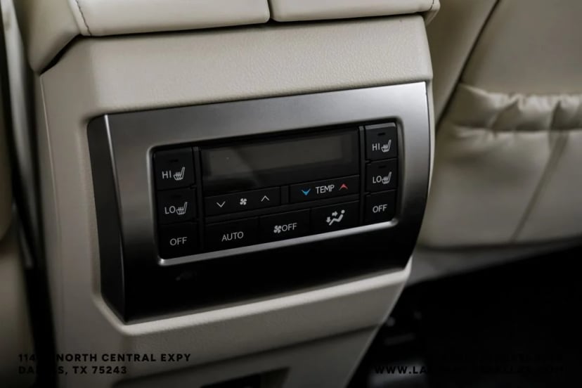 2023 Lexus GX - Image 40