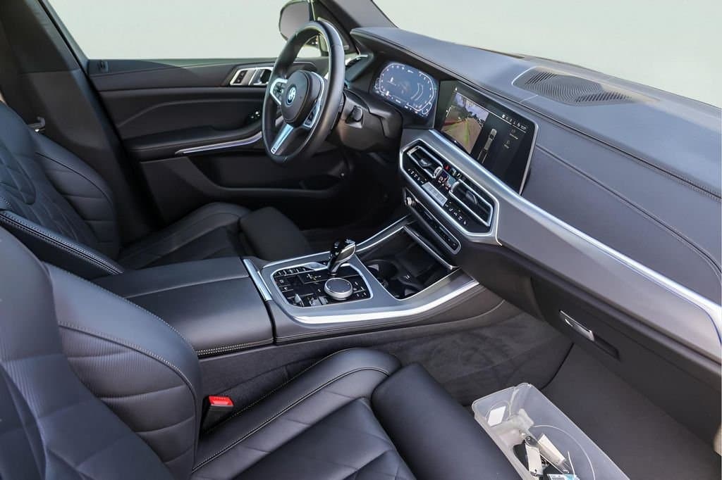 2023 BMW X5 - Image 34