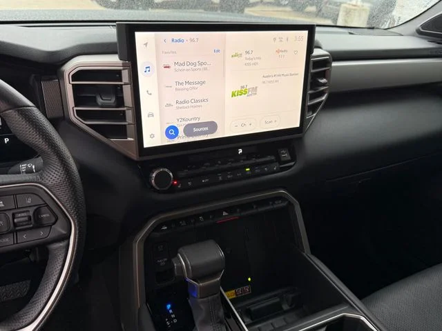 2025 Toyota Tundra - Image 16