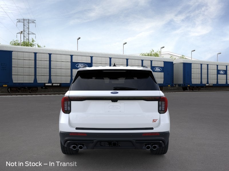 2026 Ford Explorer - Image 18