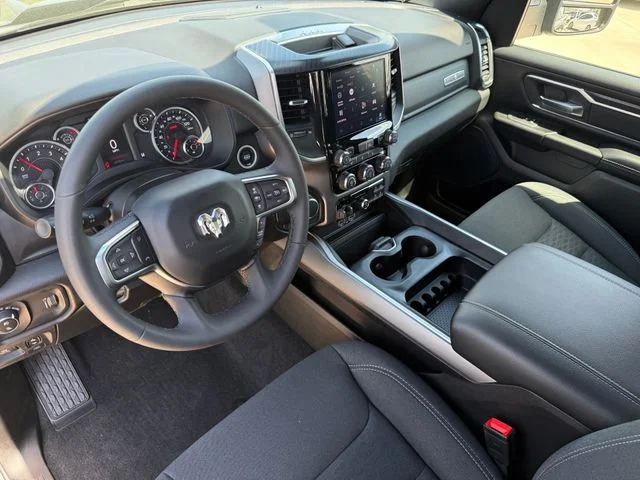 2025 Ram 1500 - Image 10