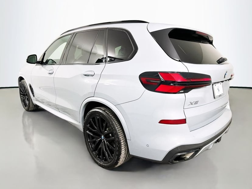 2024 BMW X5 - Image 7