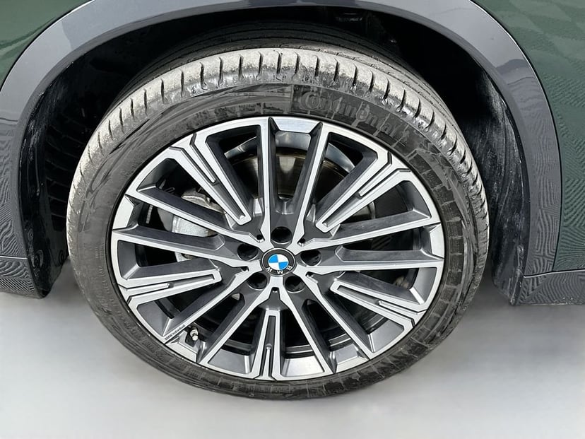 2025 BMW X1 - Image 32