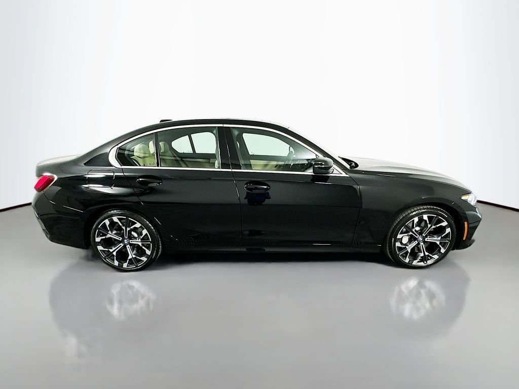 2025 BMW 3 Series - Image 4