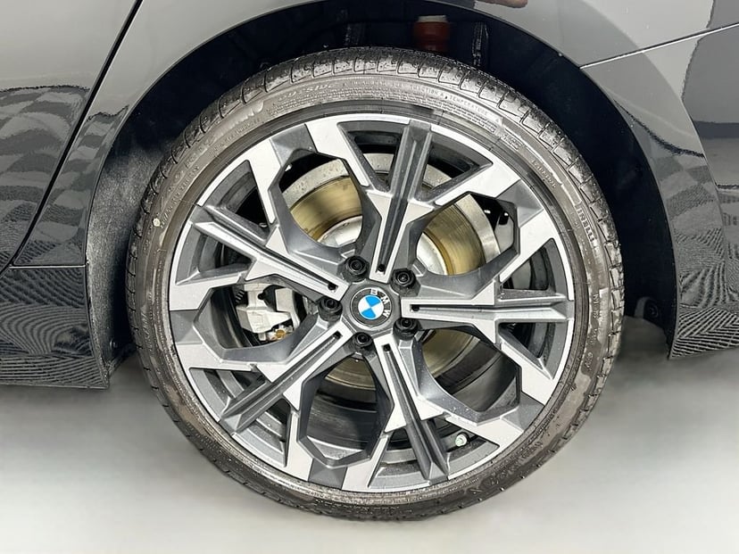 2026 BMW 3 Series - Image 23