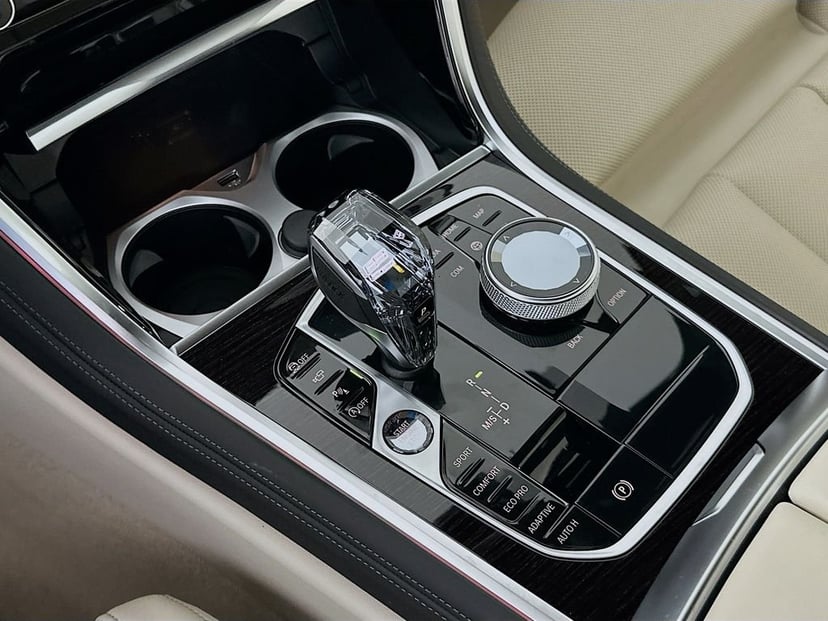 2026 BMW 8 Series - Image 15