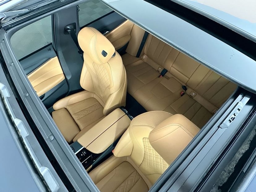 2023 BMW 5 Series - Image 21