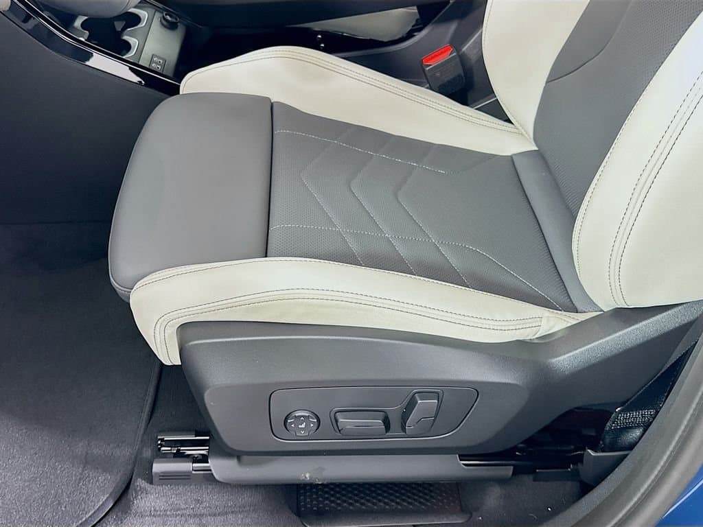 2026 BMW X1 - Image 21