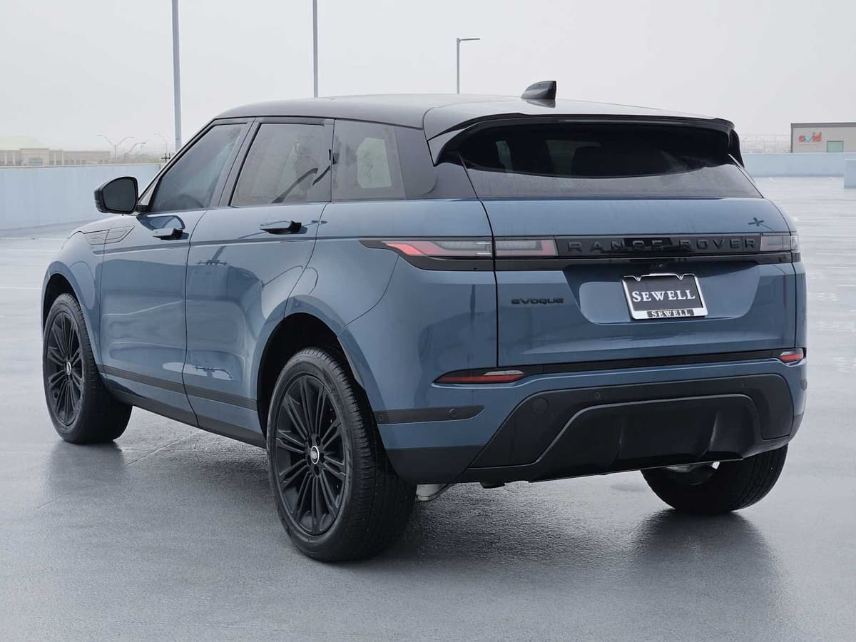 2026 Land Rover Range Rover Evoque - Image 5