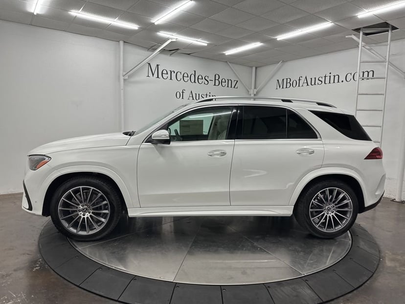 2026 Mercedes-Benz GLE - Image 3