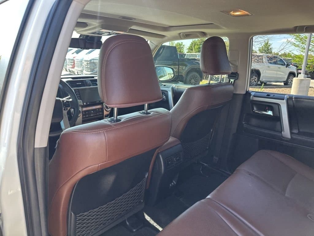 2020 Toyota 4Runner - Image 20