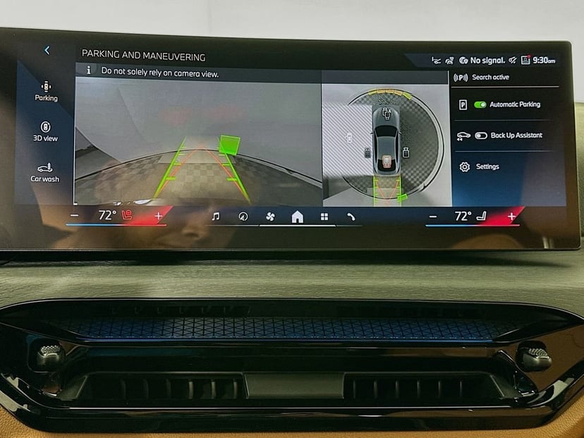 2026 BMW i4 - Image 13