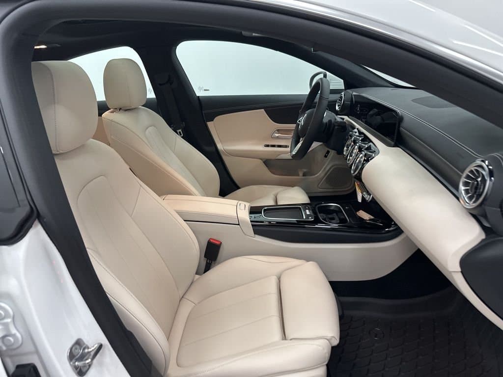 2026 MERCEDES-BENZ CLA - Image 29