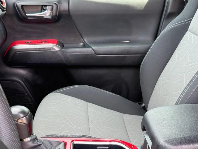 2020 Toyota Tacoma - Image 39