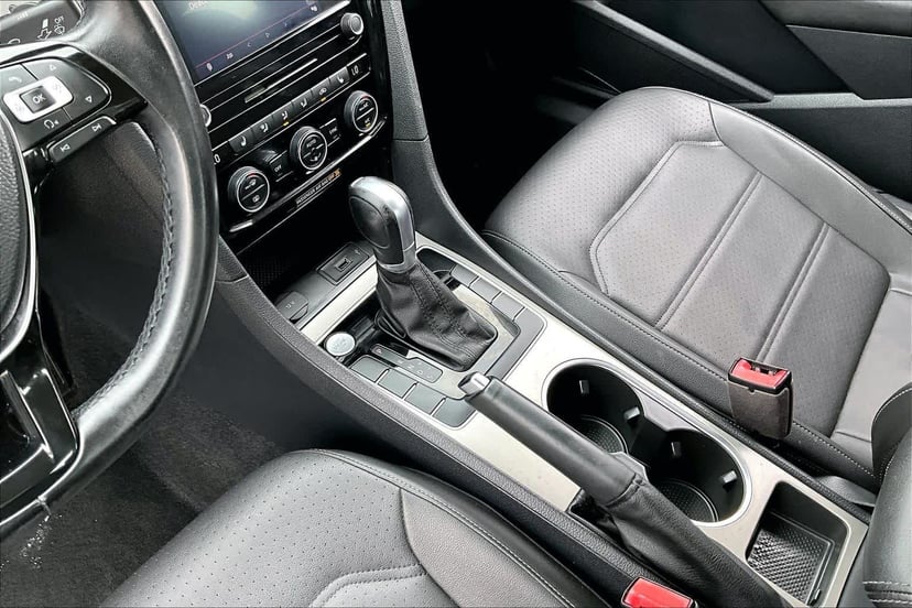 2020 Volkswagen Passat - Image 15