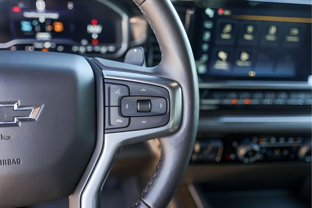 2023 Chevrolet Silverado 1500 - Image 16