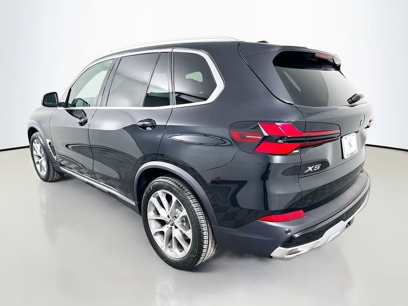 2026 BMW X5 - Image 7