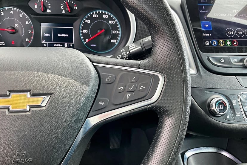 2024 Chevrolet Malibu - Image 24