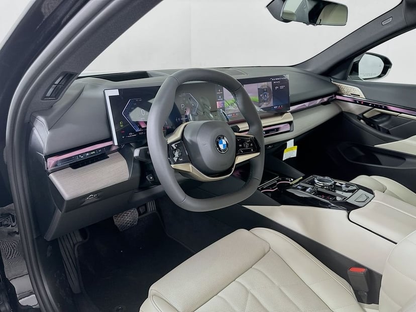 2026 BMW 5 Series - Image 9