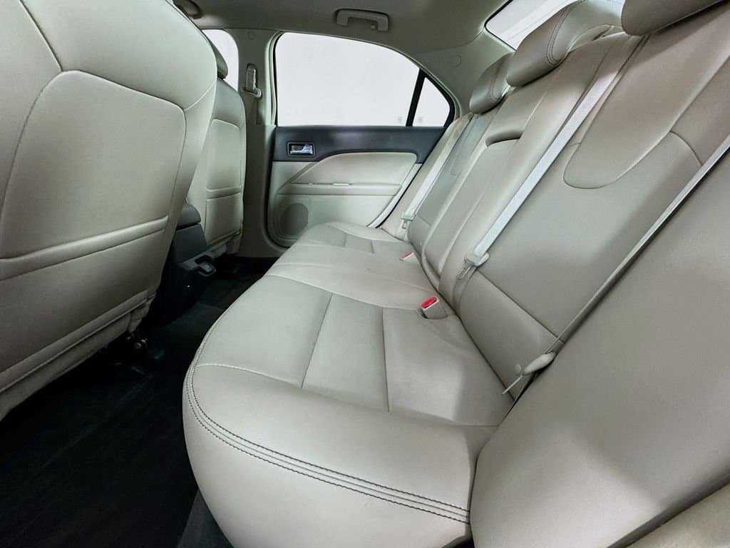 2010 FORD Fusion - Image 29