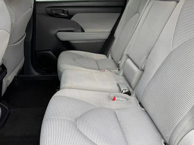 2023 Toyota Highlander - Image 52
