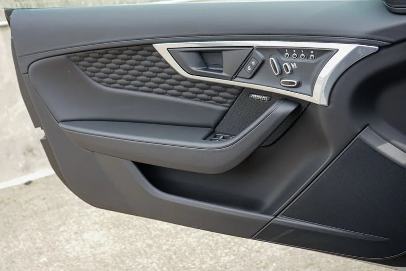 2024 Jaguar F-TYPE - Image 22